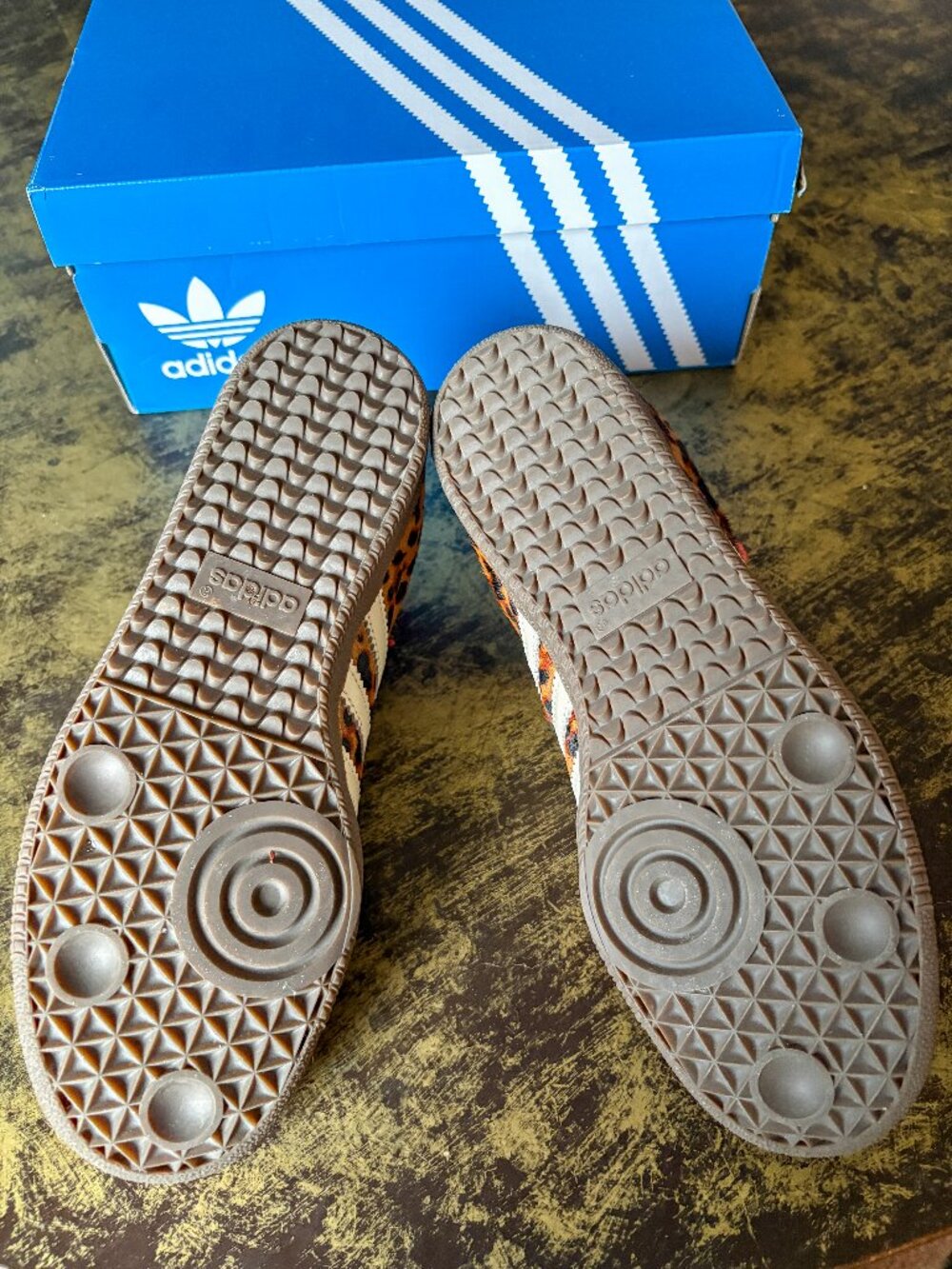 Adidas Samba "OG Preloved Red" Leopard Orange & Cream (fits like a 7.5) - Picture 7 of 9